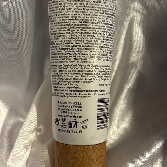 Cosmos Natural Mineral Clay Beauty Mask - Feel Free - Picture 4 of 5